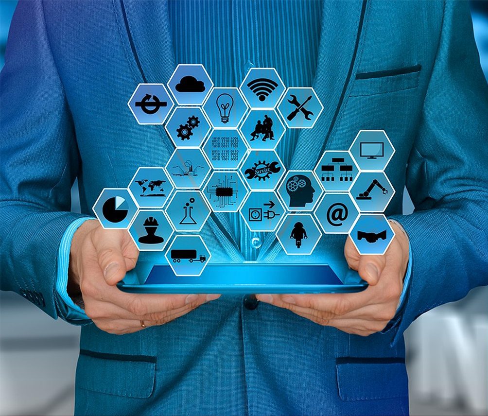 5 Advantages of Outsourcing Your IT Development 5 Advantages of Outsourcing Your IT Development